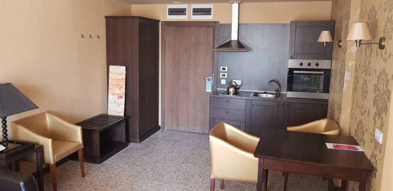 Sunny Beach Private Apartment In 5 Star Hotel - Family Room ภายนอก รูปภาพ