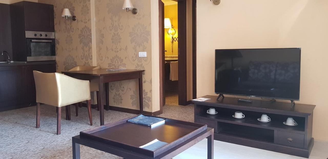 Sunny Beach Private Apartment In 5 Star Hotel - Family Room ภายนอก รูปภาพ